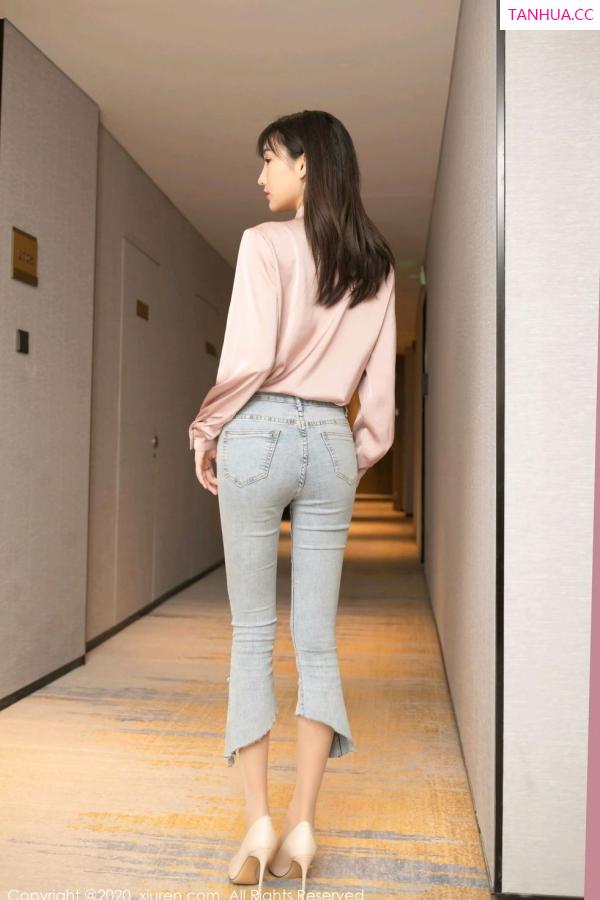 陆萱萱  [XiuRen]高清写真图 2020.12.29 No.2955 陆萱萱第45张图片